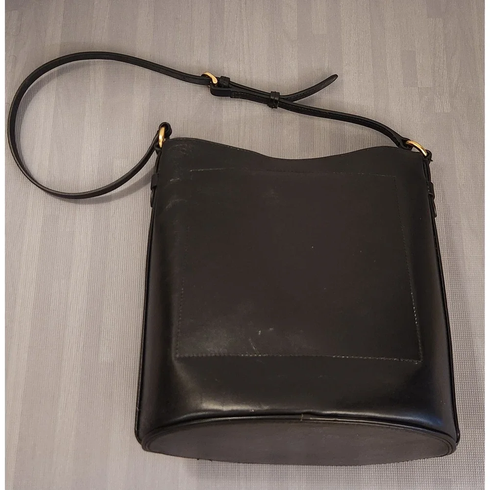 Banana Republic Black Leather Bucket Bag Crossbody Gold Hardware Adjustable